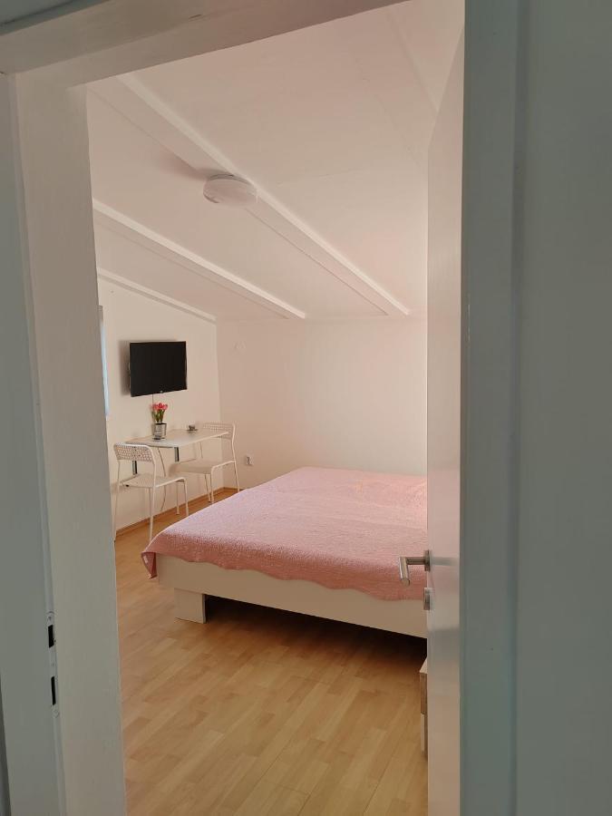 Guesthouse Resan ميدولين المظهر الخارجي الصورة