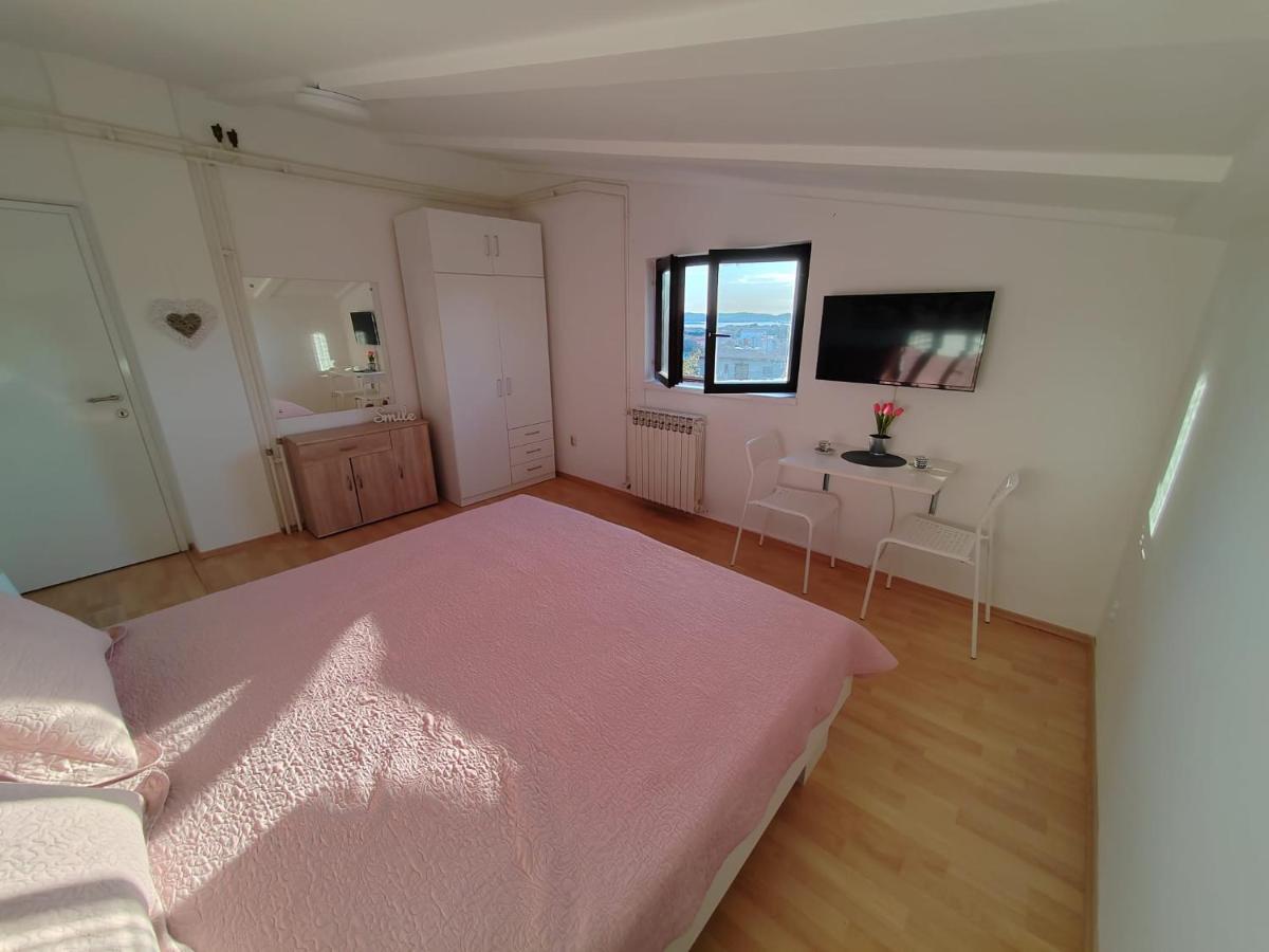 Guesthouse Resan ميدولين المظهر الخارجي الصورة