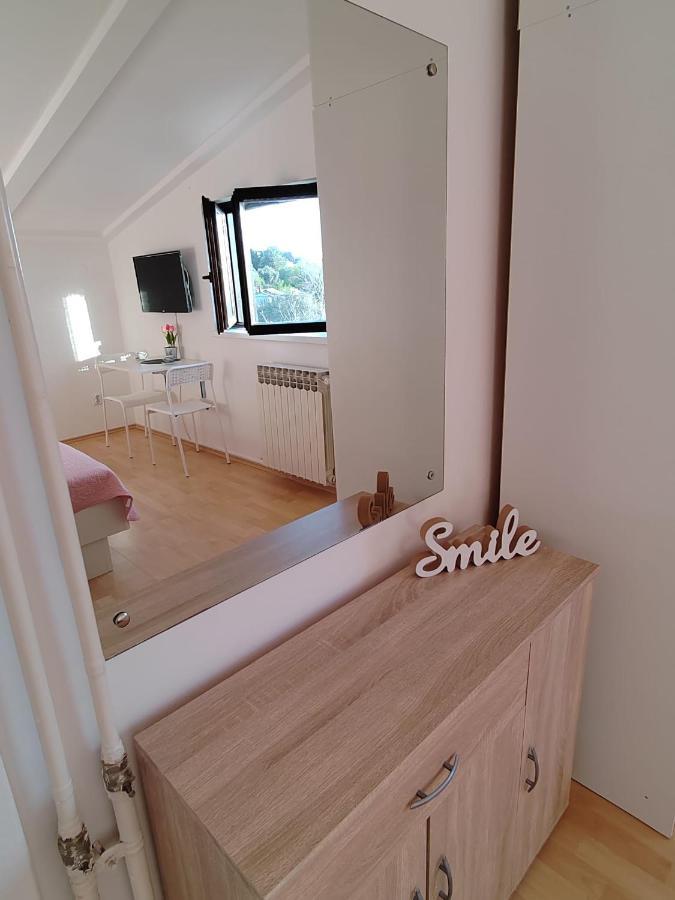 Guesthouse Resan ميدولين المظهر الخارجي الصورة