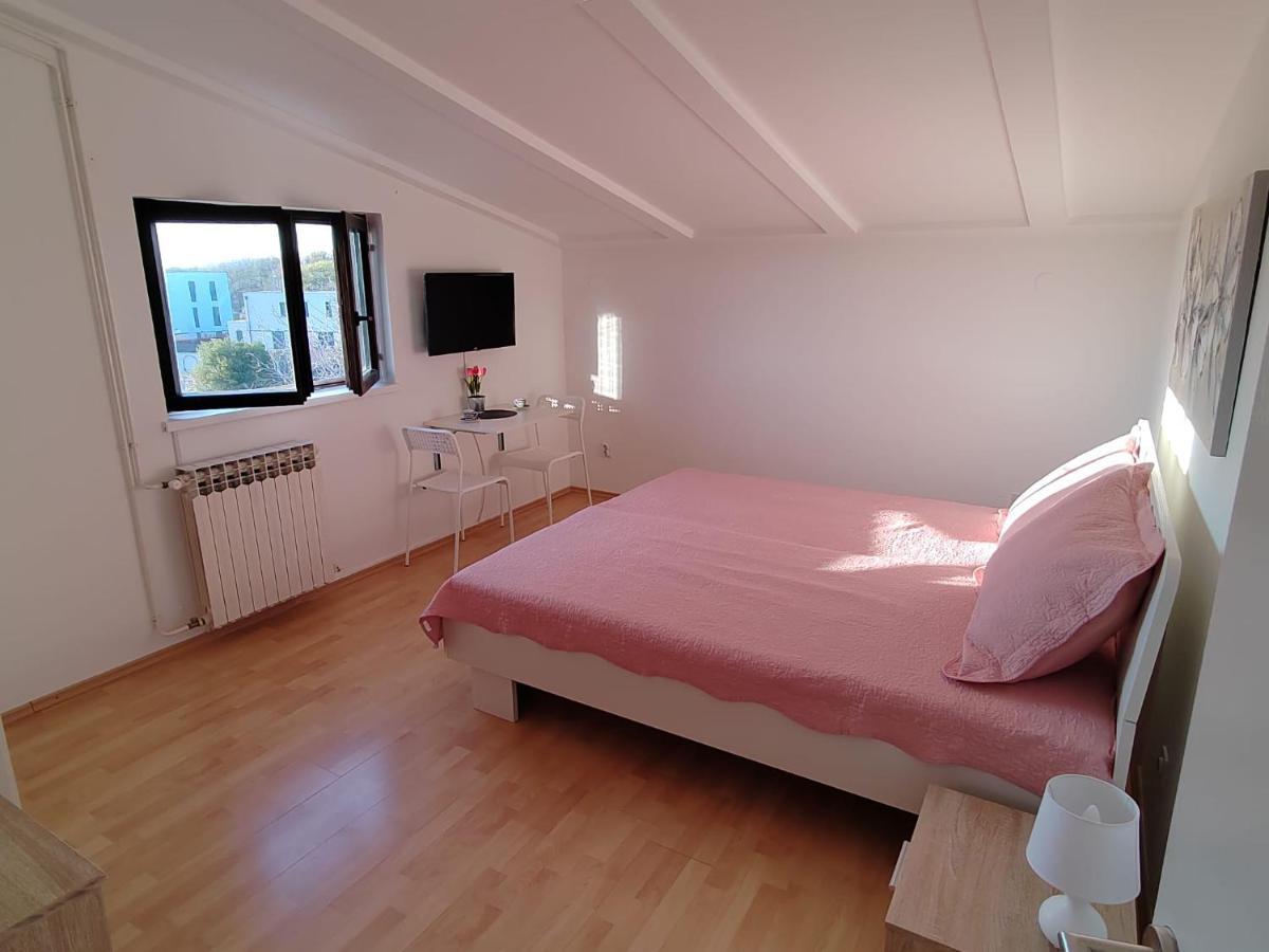 Guesthouse Resan ميدولين المظهر الخارجي الصورة