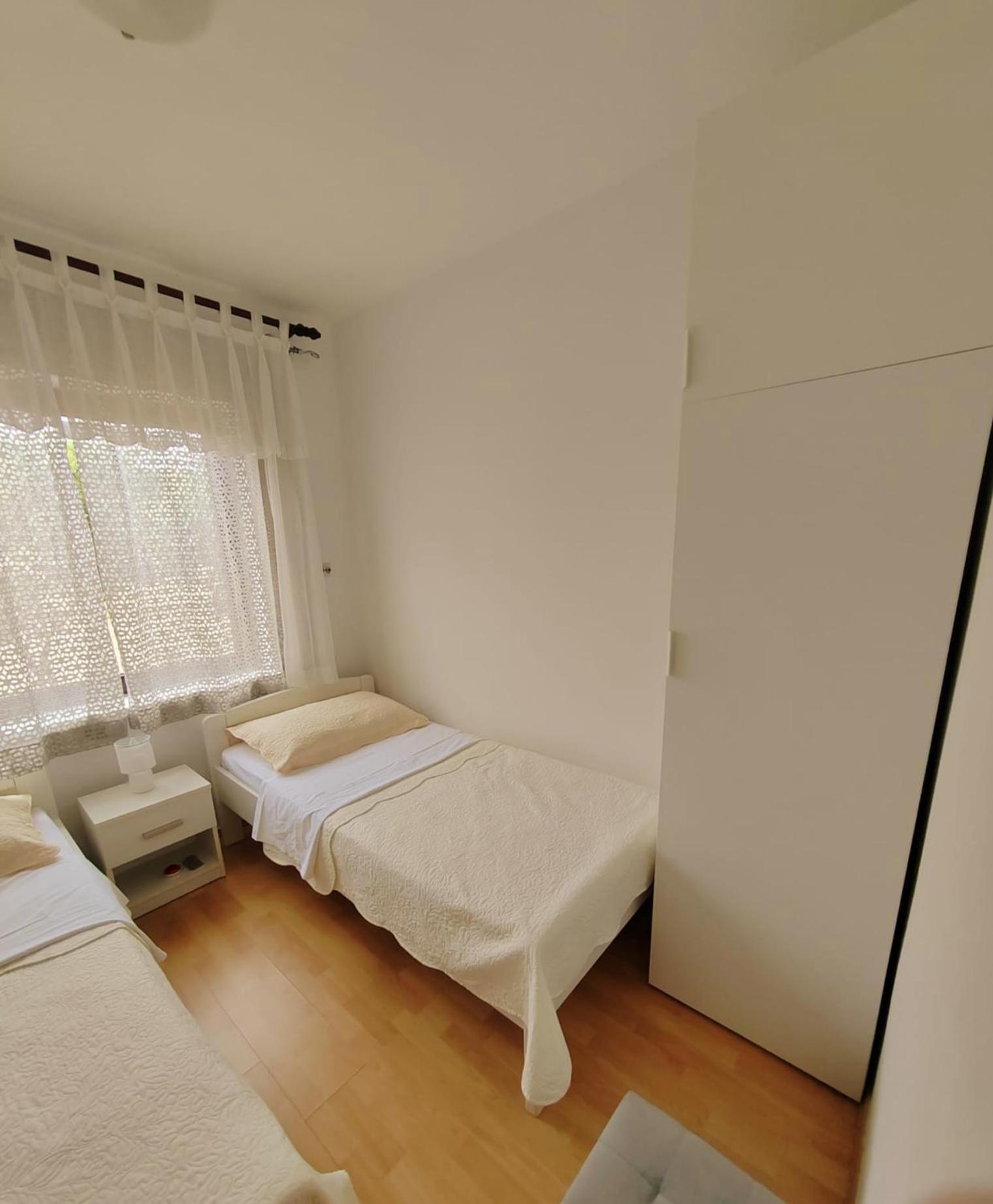 Guesthouse Resan ميدولين المظهر الخارجي الصورة